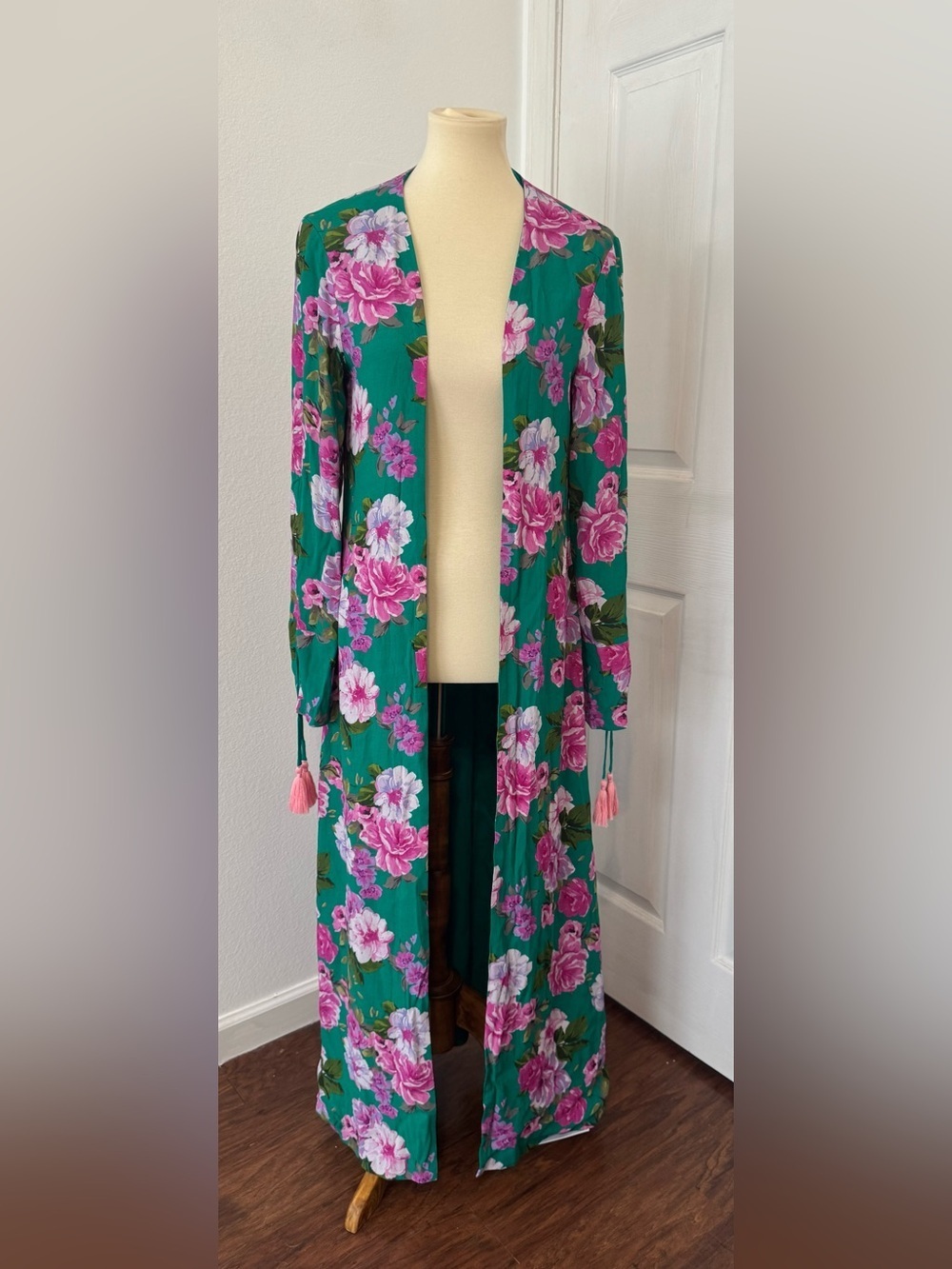 Lovers and Friends Ellis Robe Kelly Green Floral Cover Up Vacation Resort NWT XS